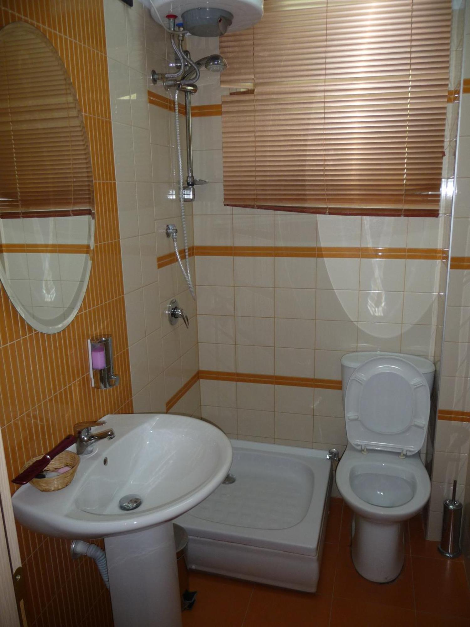 Luani A Hotel Shkodër Habitación foto